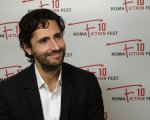 Good Behavior, Juan Diego Botto e Michelle Dockery: 'Tutti gli esseri umani hanno un lato oscuro'