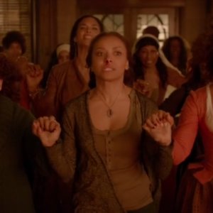 The Vampire Diaries: Bonnie viene aiutata dalle sue antenate