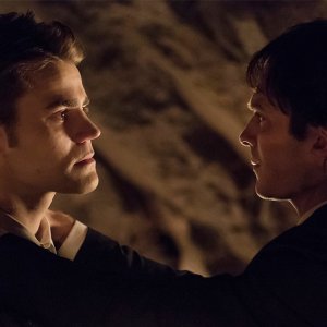 The Vampire Diaries: Paul Wesley e Ian Somerhalder nel finale