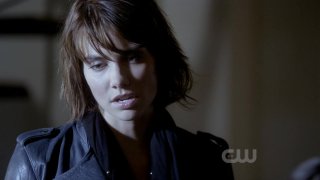 images/2017/03/13/the-vampire-diaries-2x10-the-sacrifice-rose-cap.jpg