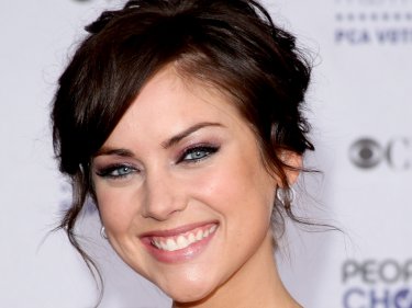 images/2017/03/16/jessica-stroup-008.jpg