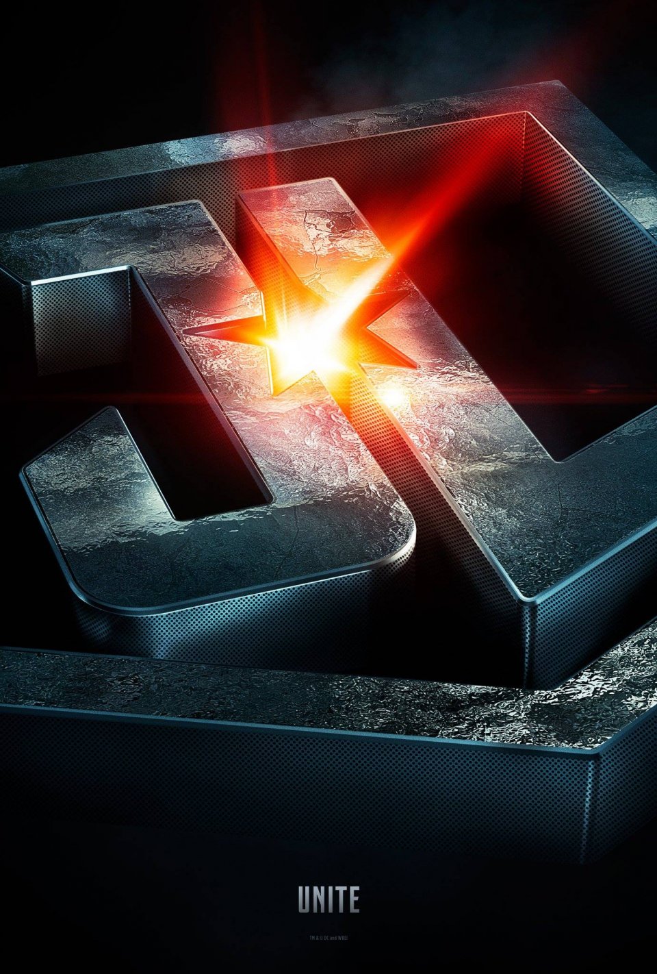 Justice League: un poster con il logo del film