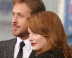 Emma Stone e Ryan Gosling, su Italia 1 una serata dedicata alla coppia d'oro di Hollywood