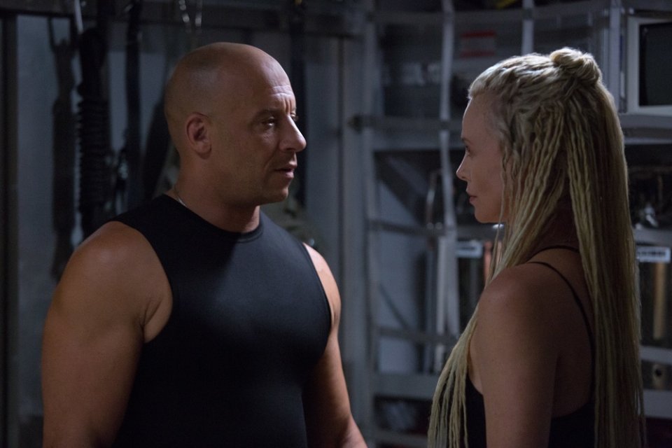 Fast & Furious 8: Vin Diesel e Charlize Theron in una scena del film