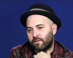 Non è un paese per giovani, Giuliano Sangiorgi e il cast: 'Uccidere i sogni dei ragazzi è un crimine'