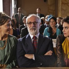 Lasciati andare: Valentina Carnelutti, Toni Servillo e Veronica Echegui in una scena del film