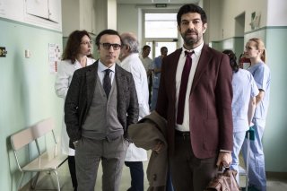 Moglie e marito: Pierfrancesco Favino e Valerio Aprea in una scena del film