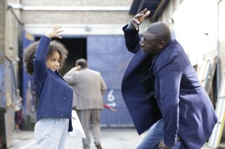 Famiglia all'improvviso - Istruzioni non incluse: Omar Sy e Gloria Colston in un momento del film