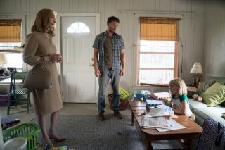 Gifted - Il dono del talento: Lindsay Duncan, Mckenna Grace e Chris Evans in una scena del film