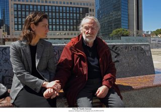 La tenerezza: Giovanna Mezzogiorno e Renato Carpentieri in una scena del film