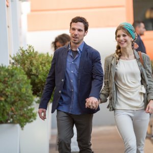 Le verità: Nicoletta Romanoff e Francesco Montanari in una scena del film