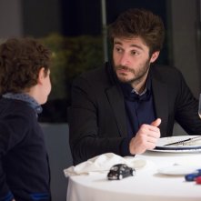 Le verità: Lino Guanciale in una scena del film