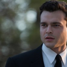 L'eccezione alla regola: Alden Ehrenreich in una scena del film