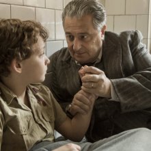 Un sacchetto di biglie: Dorian Le Clech e Christian Clavier in una scena del film