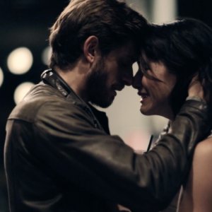 Acqua di marzo: Rossella D'Andrea e Roberto Caccioppoli in una scena del film