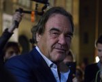Venezia 2020: Oliver Stone al Lido per l'anteprima di EST - Dittatura Last Minute