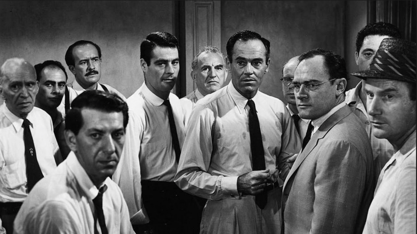 La parola ai giurati analisi del film di Sidney Lumet, oggi più attuale che mai Movieplayer.it La parola ai giurati analisi del film di Sidney Lumet, oggi più attuale che mai Movieplayer.it