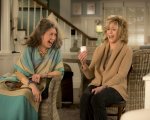 Grace and Frankie: Netflix ordina la quarta stagione. Lisa Kudrow nel cast