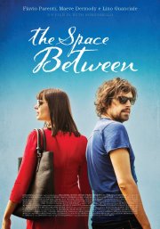 Locandina di The Space Between