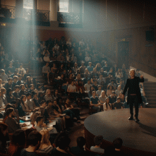 Doctor Who: una scena dell'episodio The Pilot, decima stagione