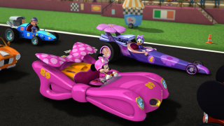 Topolino e Gli Amici del Rally: Minnie e Paperina