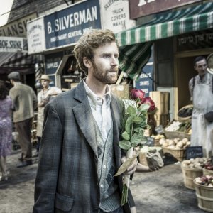 La storia dell'amore: Mark Rendall in una scena del film