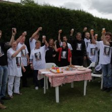 Merci patron!: un'immagine di gruppo del documentario transalpino