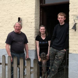 Merci patron!: un'immagine di gruppo del documentario