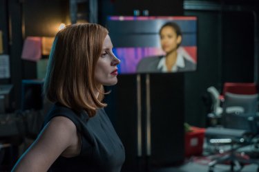 Miss Sloane: Jessica Chastain in una scena del film