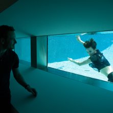 Song to Song: Rooney Mara e Michael Fassbender in una scena del film