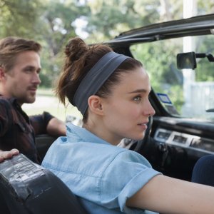 Song to Song: Ryan Gosling e Rooney Mara in un momento del film