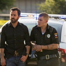 The Leftovers: Justin Theroux e Chris Zylka in una foto di The Book of Kevin