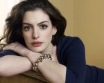 Anne Hathaway: 'Mi sono resa conto della mia misoginia lavorando con registe donne'