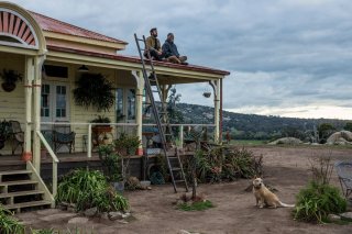The Leftovers 3: Justin Theroux e Scott Glenn nella prima foto
