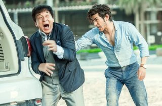 Kung Fu Yoga: Jackie Chan e Aarif Rahman in una scena del film