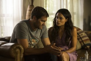 L'amore criminale: Rosario Dawson e Geoff Stults in una scena del film