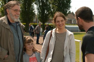 images/2017/04/27/chez-nous-2017-movie-still-4.jpg