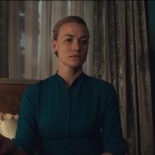 The Handmaid's Tale: un'immagine dell'episodio Offred