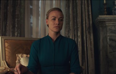 The Handmaid's Tale: un'immagine dell'episodio Offred