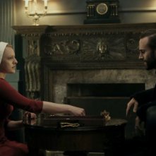 The Handmaid's Tale: una scena dell'episodio Birth Day, prima stagione