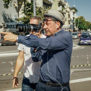 Fortunata: il regista Sergio Castellitto al lavoro sul set del film