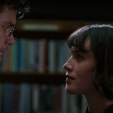 This Beautiful Fantastic: Jessica Brown Findlay e Jeremy Irvine in una scena del film