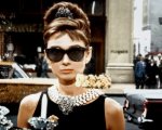 Omaggio ad Audrey Hepburn, icona di fascino e talento (VIDEO)