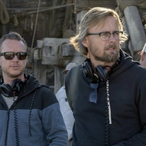 Pirati dei Caraibi: La vendetta di Salazar, i registi Joachim Rønning ed Espen Sandberg sul set del film