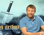 Guy Ritchie e il suo King Arthur: 'Il mio re lotta contro se stesso'