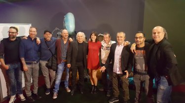 Aglien: il cast al completo col regista Andrea Camerini a Campi Bisenzio