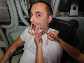 Aglien: Claudio Marmugi al trucco
