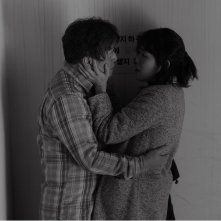 The Day After: Kwon Hae-hyo e Kim Sae-Byuk in una scena del film