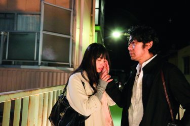 Radiance: Ayame Misaki e Masatoshi Nagase in una scena