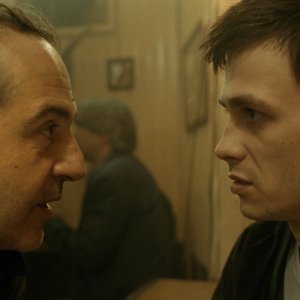 Jupiter's Moon: i protagonisti in una scena del film